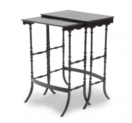 1402.  Dos mesas nido de madera ebonizada.Trabajo francés, h. 1900.