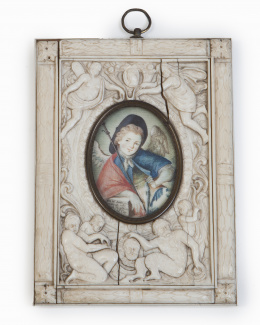 1099.  Miniatura de San Rafael con marco de marfil tallado con figuras alegóricas.Dieppe, Francia, S. XIX.