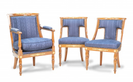 1305.  Juego imperio de dos sillas y un sillón estampillados JACOB.D/R.MESLEE.De madera de caoba y bronces dorados aplicados.Francia, h. 1805.