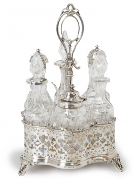 645.  Recado para especieros de plata y de cristal tallado.Sheffield, Inglaterra, h. 1860.