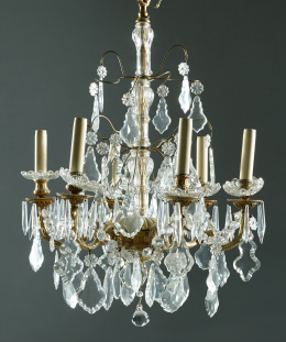 1096.  Lámpara de cristal y bronce, con pandelocas, S. XX..