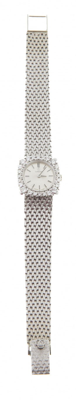 299.  Reloj OMEGA de caja cuadrada orlada de brillantes