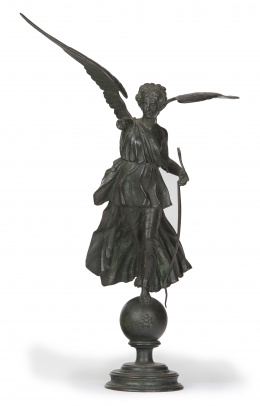 1321.  Nike o Victoria alada en bronce, basada en la Victoria de Samotracia.Grand Tour, trabajo napolitano, h. 1890.