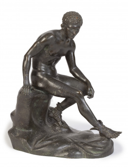 1020.  "Hermes en reposo" de Lisipo en la Villa de los Papiros en Herculano. Escultura en bronce patinado.Italia, época Grand Tour. Atribuido al taller de Sabatino de Angelis. 