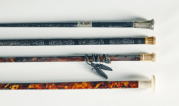 1005.  Bastón de mando en carey con empuñadura de oro y escudo de condepp s.XX.