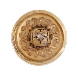 31.  Broche colgante circular S. XIX con diamante central y decoración de esmalte negro