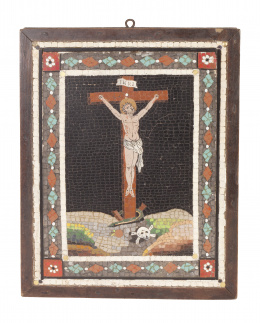 1036.  Micromosaico con escena de Crucifixión.Trabajo italiano, S. XVIII.