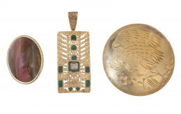 355.  Lote de tres colgantes Mejicanos en plata vermeill