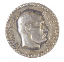 336.  Medalla de Benito Mussolini en plata
