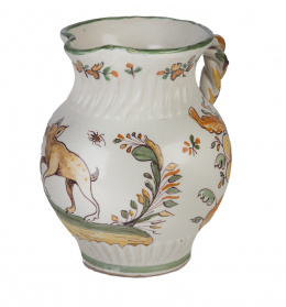 569.  Jarrita de cerámica esmaltada de decoración polícroma de la serie alcoreña, con asa torsa.Talavera, h. 1840.