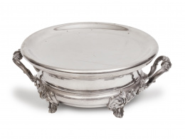 632.  Calienta platos o "rechauffé plats" de metal plateado.  Marcado y numerado 226052.Christofle (1930-1935).