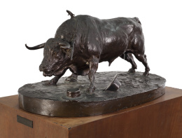 780.  Mariano Benlliure Gil (1862 - 1947).Toro con estocada.Escultura en bronce firmada "M. Benlliure" y marcada "Mir y Ferrero -Fundidores Madrid", años treinta.