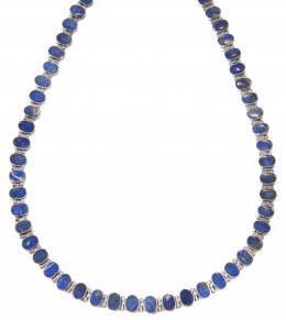 247.  Lote de collar y pulsera de piedras ovales de lapislázuli articuladas