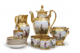 1094.  Juego de café en porcelana de París esmaltada y dorada a fuego, con cartelas decorativas.Francia, h. 1820-1830.