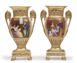 653.  Pareja de jarrones Luis Felipe de porcelana esmaltada y doradas a fuego.Viejo París, h. 1840-1845.