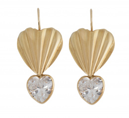 126.  Pendientes largos con abanico de oro y colgante corazón de cuarzo incoloro