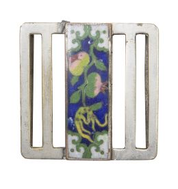 1301.  Hebilla esmalte cloissoné, decorada con granadas.China, h. 1920