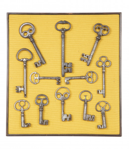 1370.  Colección de doce llaves de hierro.España, S. XVII - S. XVIII.