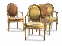 1052.  Lote de diez sillas Carlos IV de estilo Luis XVI, lacadas de blanco y doradas.Trabajo español, pp. del S. XIX.