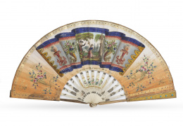 627.  Abanico con país de papel pintado con escena galante y dorado, enmarcado por cuernos de la abundancia, con padrones de hueso y metal.Primera mitad del S. XIX.