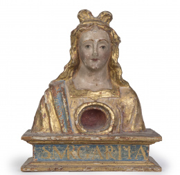 631.  Santa Margarita.Busto-relicario en madera tallada, dorada y policromada.Trabajo español, S. XVI.