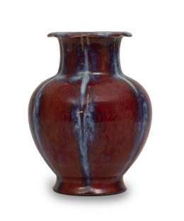 847.  Jarrón de cerámica esmaltada en sangre de toro y flambé.China, ff. del S. XIX