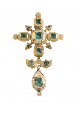 1.  Cruz colgante S. XIX-XX con esmeraldas y símil esmeraldas combinadas, en motivo de cruz, lazo y perilla colgante