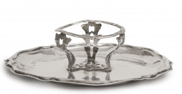 1076.  Mancerina Caros IV de plata en su color. Con marcas.Antonio Ruiz y Juan de Luque y Leyva. Córdoba, 1778.