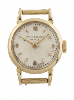 346.  Caja de reloj para señora Patek Phillippe años 40 en oro