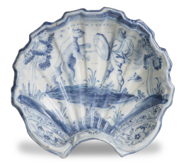 1094.  Bacía de cerámica esmaltada en azul de cobalto con leyenda de propiedad: "D. Joseph Cuesta".Talavera, S. XVIII.
