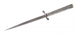 610.  Daga de “misericordia” de plata grabada.