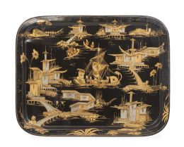 1318.  Bandeja rectangular de latón pintado con fondo negro y dorado, decorada con chinerías con arquitecturas y barcos.S. XIX.
