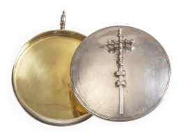 1156.  Portaviático de plata con interior en plata vermeille.España, S. XVIII.