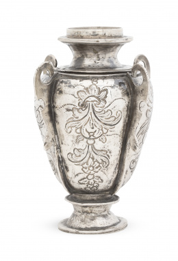 501.  Remate de maza procesional de plata.Trabajo español, S. XVII.