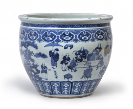 655.  Pecera azul y blanca con personajes en una escena de la vida cotidiana, parte superior enmarcada por "ruyi".China, S. XIX.