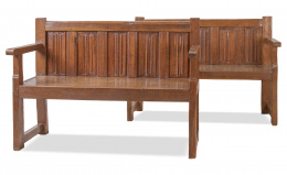 688.  Pareja de bancos en madera tallada con talla de pergamino en el respaldo.Castilla, S. XVI.