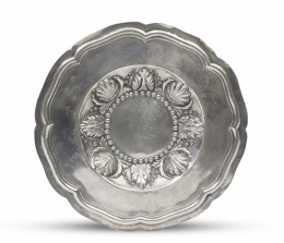 1421.  Plato de plata para ostras, ley 915.S. XX.