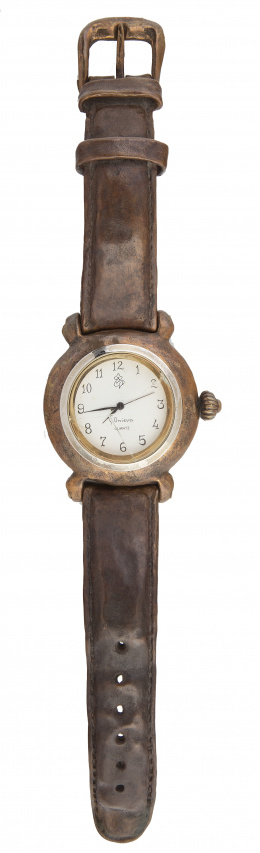 476.  Reloj escultura de mesa G. ONIEVA realizado en bronce