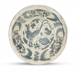 1375.  Cuenco de cerámica esmaltado en azul cobalto.Teruel, S. XVII.