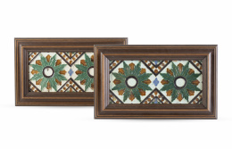 1099.  Pareja de azulejos historicistas de cerámica esmaltada en ocre, azul y verde.Triana, 1888.