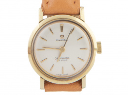 448.  Reloj OMEGA seamaster sra dorado