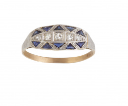 76.  Sortija Art-Decó con cinco brillantes y zafiros talla triangular