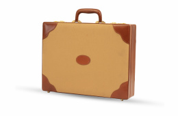 1117.  Maletín para documentos de piel y tela.Briq Ubrique, S. XX. 