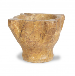 1160.  Mortero de mármol tallado.S. XVIII.