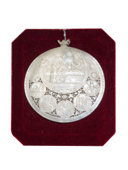 892.  Placa devocional de nácar grabado.Recuerdo de Tierra Santa, pp. del XX.