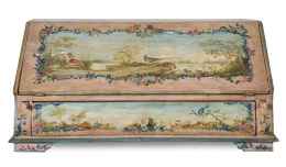1209.  Escritorio de viaje de madera pintada.Italia, S. XIX.