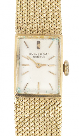 443.  Reloj de señora UNIVERSAL GENEVE en oro de 18K