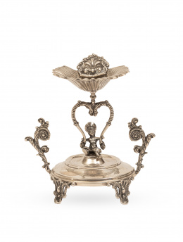 1134.  Especiero de pie alto de plata. Con marcas.Matilde Espuñes, 1909-1950.