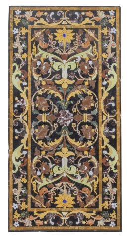 1321.  Tapa de mesa, con marquetería de piedras duras entre ellas lapislázuli, malquita...decorada con hojas y flores.Moderna.