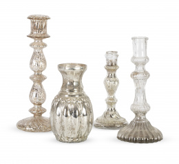 532.  Lote de tres candeleros y un jarrón de cristal azogado.S. XIX.
